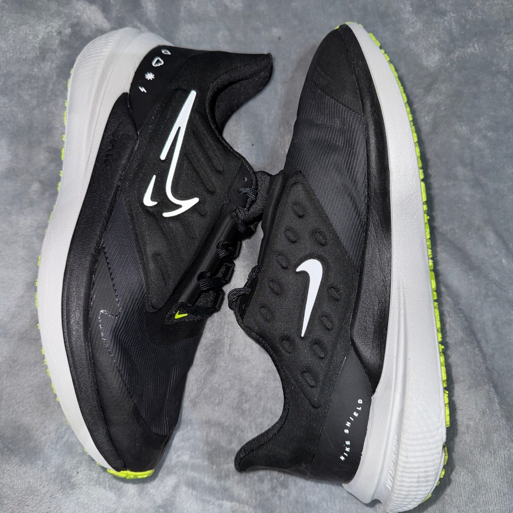 Nike Womens Air Winflo 9 Shield Running Shoes 8.5 Black Volt Water Repellent - Picture 5 of 7